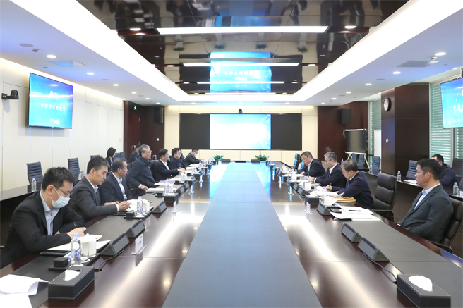 李凡榮會(huì )見(jiàn)上海市副市長(cháng)張為
